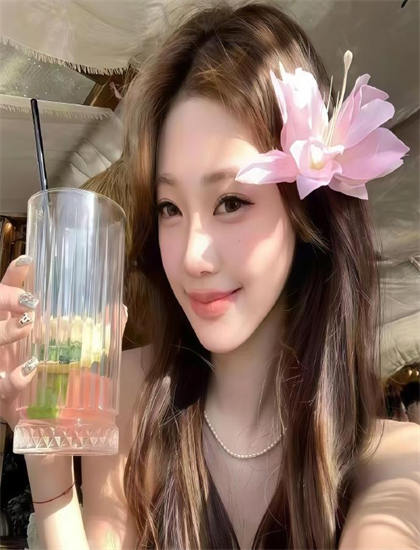 《自古功名属少年》市场表现引人入胜的：票房成绩与观众接受度主观分析